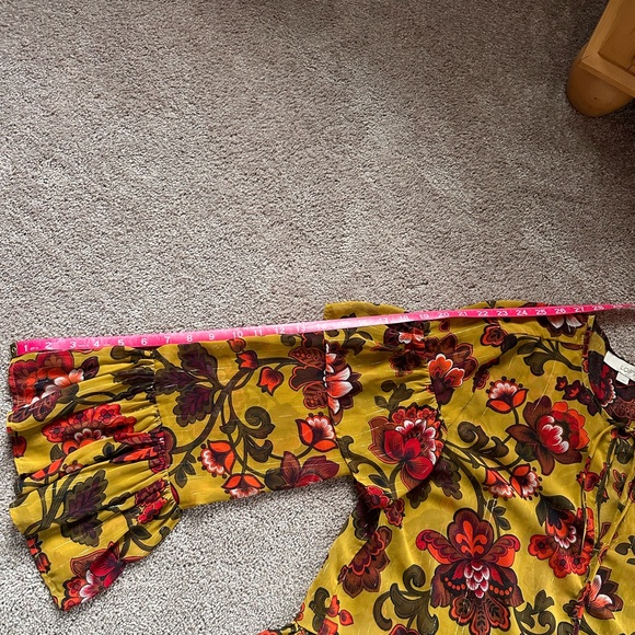 Loft Floral Gold Blouse - Picture 6 of 7